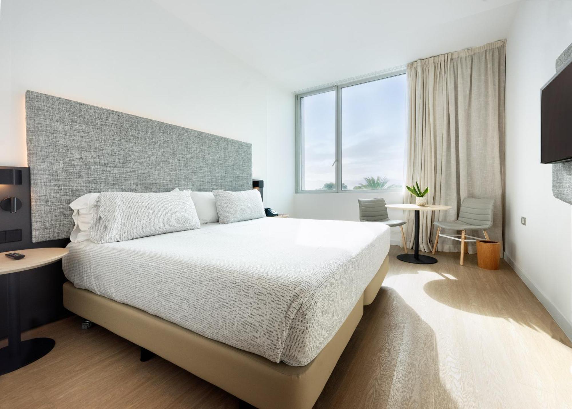 Innside By Melia Barcelona Aeropuerto El Prat de Llobregat Kültér fotó