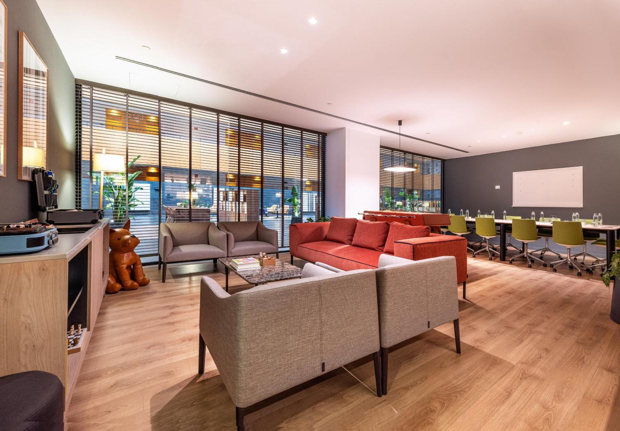 Innside By Melia Barcelona Aeropuerto El Prat de Llobregat Kültér fotó