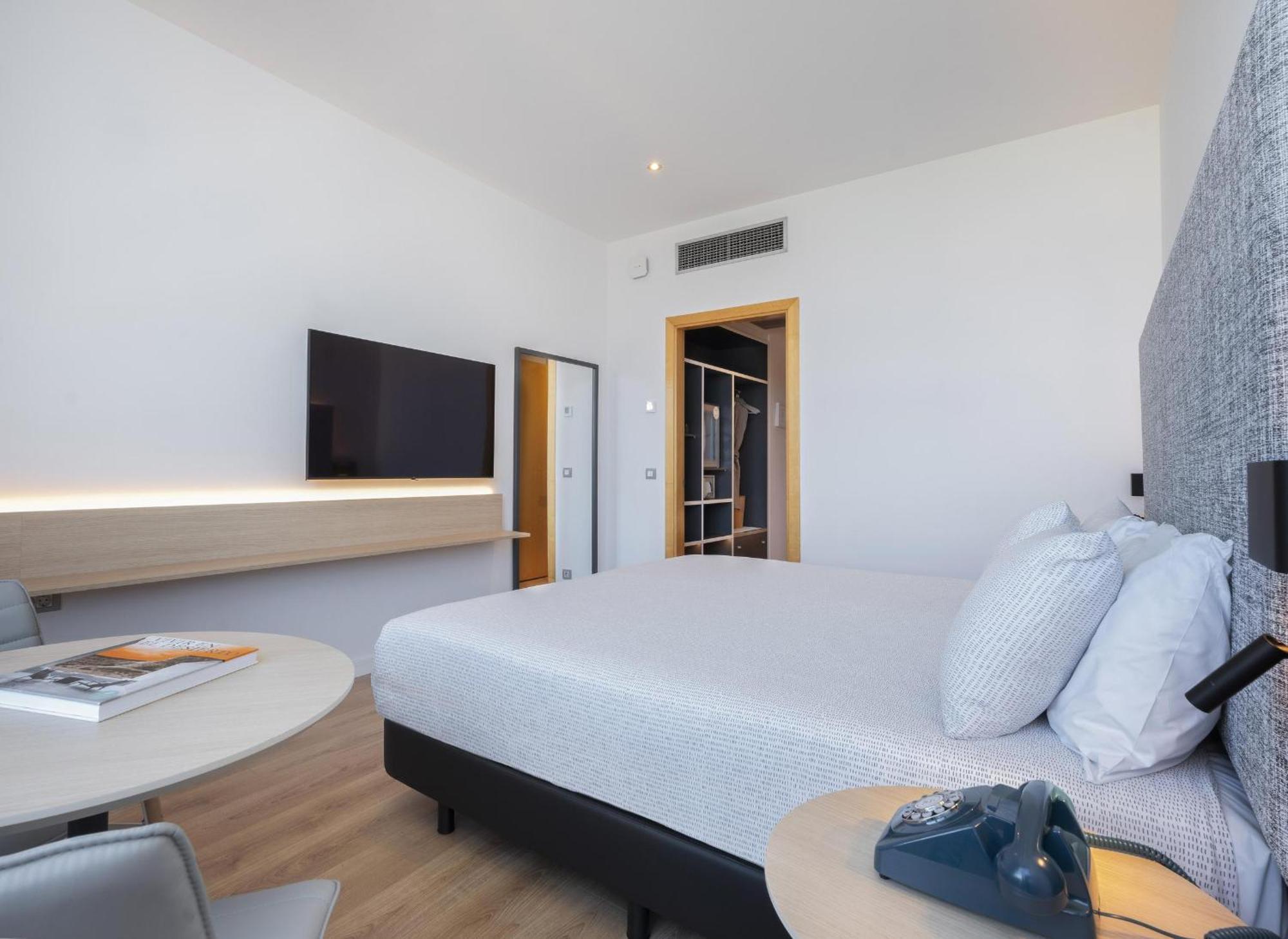 Innside By Melia Barcelona Aeropuerto El Prat de Llobregat Kültér fotó